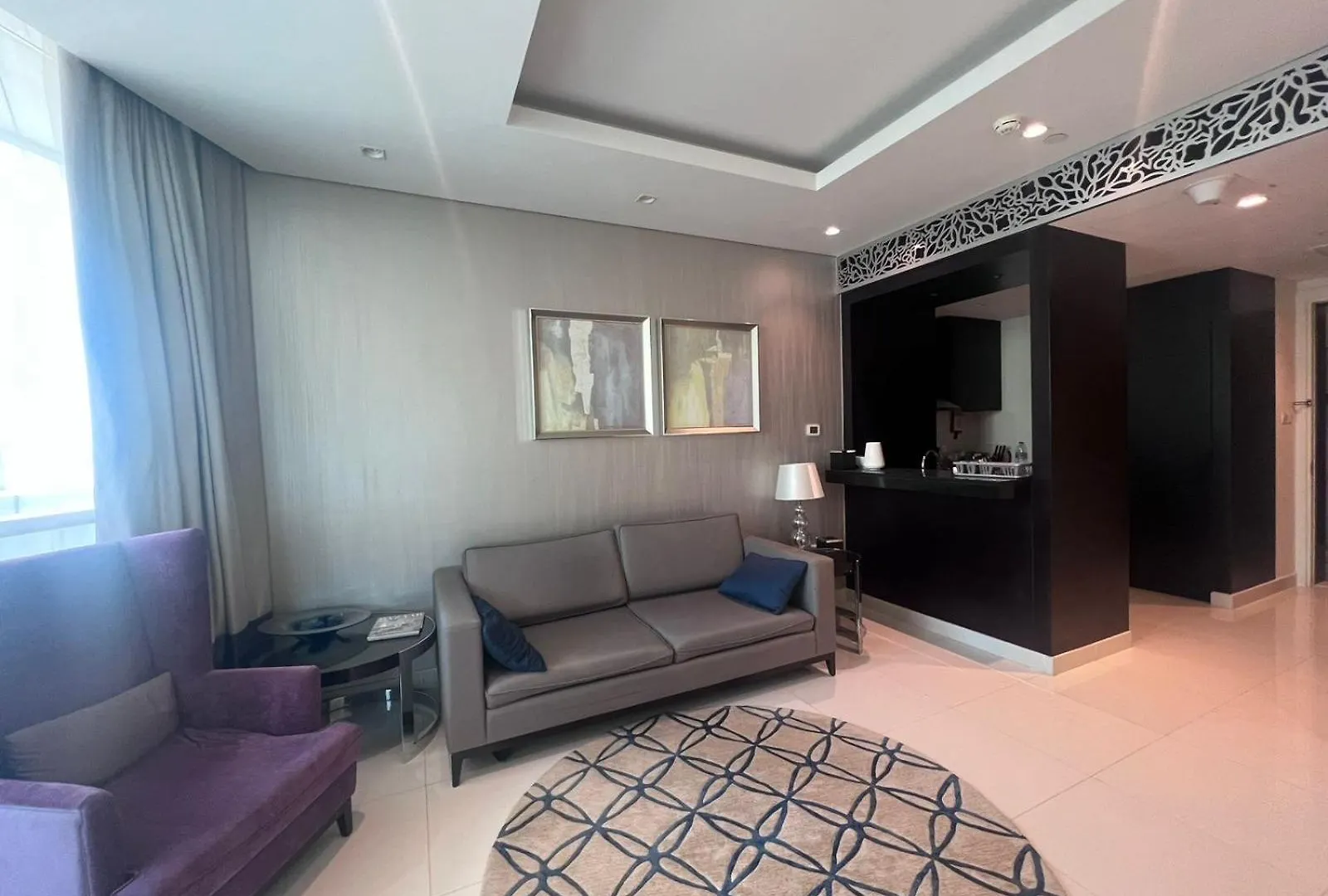 Downtown, Business Bay, Very Close To Dubai Mall Apartment